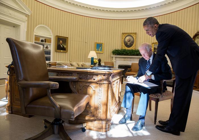 Vice President Joe Biden reviews his remarks with President Barack Obama before the Vice President announces that he will not be a candidate in the 2016 presidential campaign, in the Oval Office.